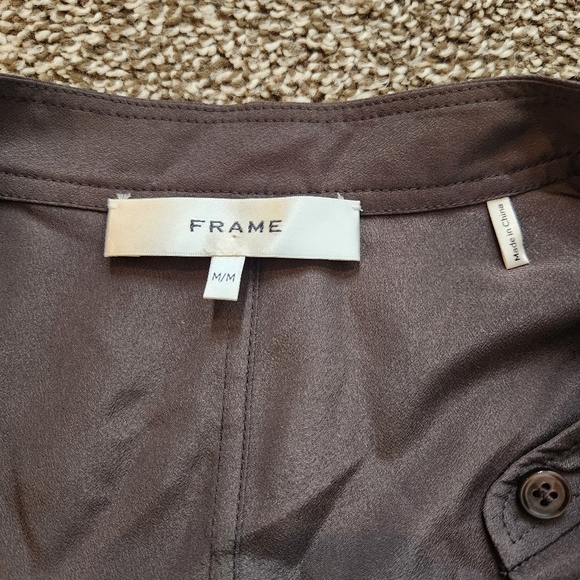 Frame Button Up Top Size Medium - Picture 3 of 6